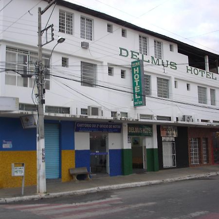 Delmus Hotel Conselheiro Pena Extérieur photo
